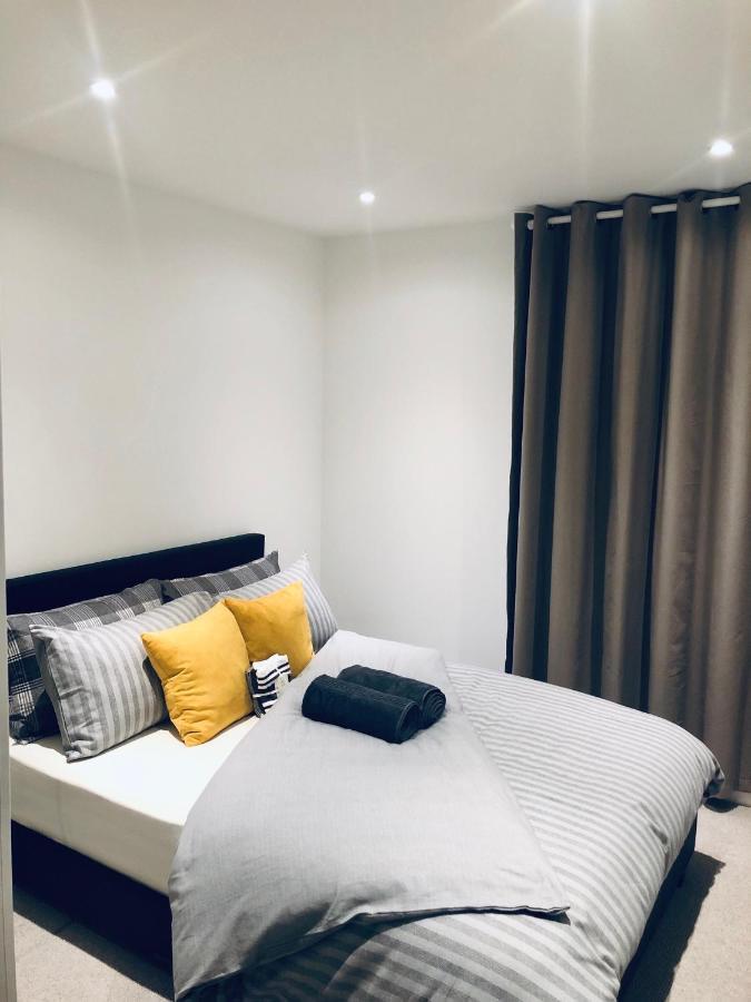 Ultra Modern Room Londra Esterno foto